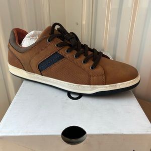 ALDO sneaker Brawny size 10